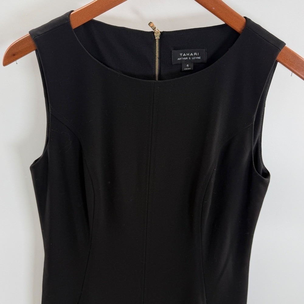 Tahari Arthur S. Levine Sheath Dress Black‎ Sleeveless Size 4 Minimalist Career